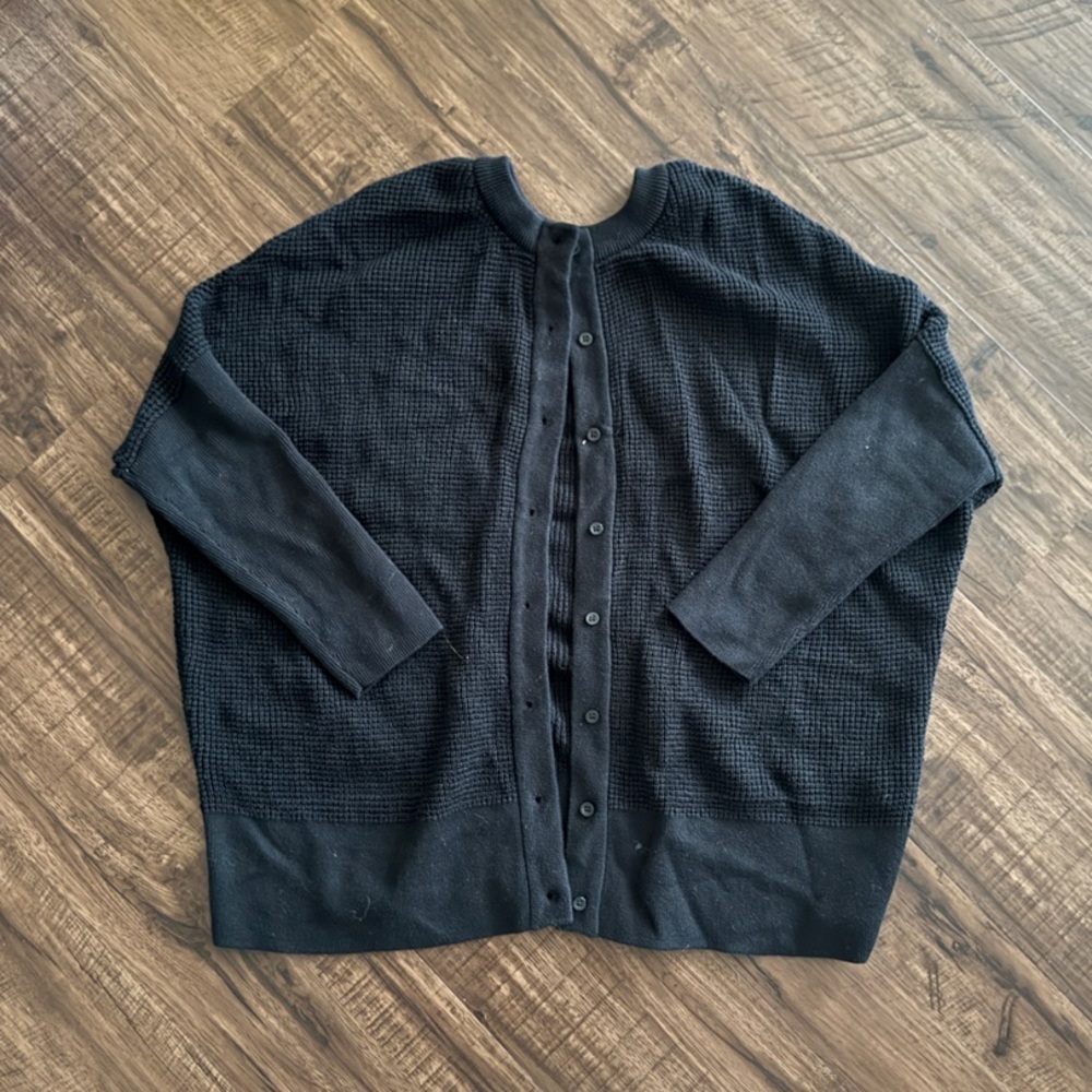 Vetta Black Button-Up Cardigan Turtleneck